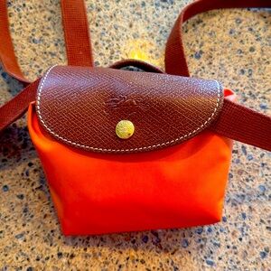 Longchamp Le Pliage Nylon Backpack – Orange some wear, marks,no holes